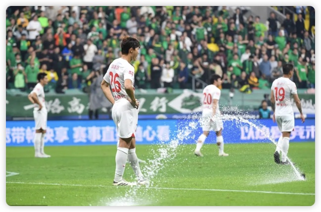 血洗！中超-法比奥戴帽王子铭两球 国安8-1亚泰 