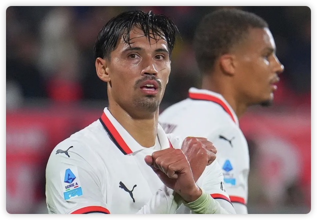 AC米兰1-0蒙扎暂升第七 赖因德斯头球制胜莱奥失单刀