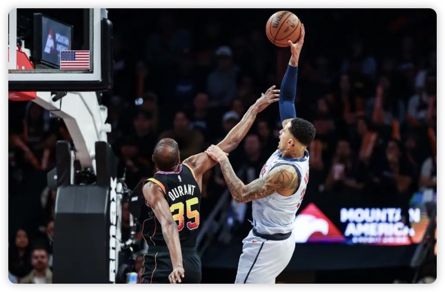 杜兰特29分库兹马30+11 理查兹20+19太阳送奇才13连败 