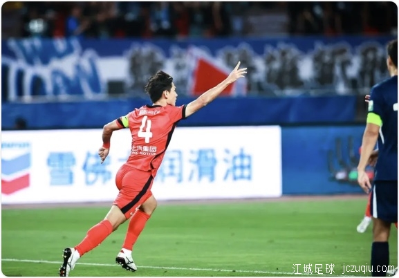 维塔尔世界波徐新2助攻 海港客场2-0三镇客场3连胜