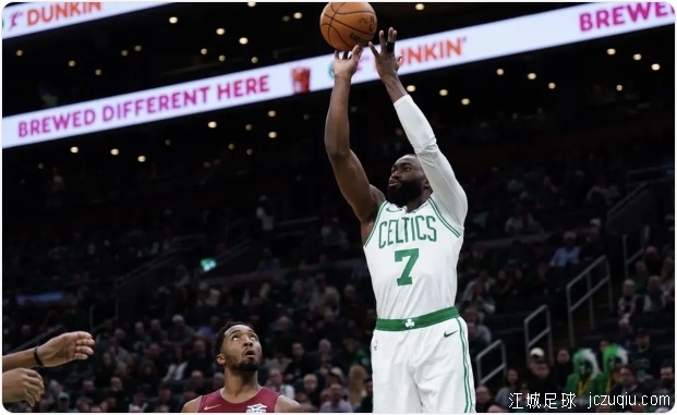绿军终结骑士3连胜 布朗30+5 豪泽7记三分 米切尔下半场0分