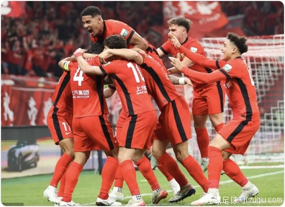 末轮打平即夺冠!中超-两送世界波 海港3-0浙江2分领跑