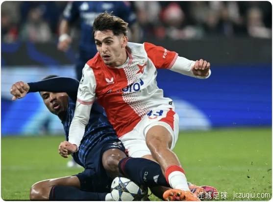 梅里诺双响15岁道曼创纪录 阿森纳3-0各赛事10连胜