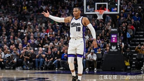 皆残阵！国王击退勇士 威少23+16+10 穆迪28分4帽 理查德30+7