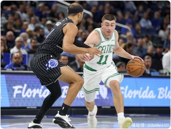 魔术7人上双力克绿军 小瓦格纳27+6 贝恩22+7 杰伦·布朗32+9