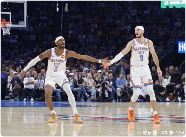 SGA三节30+9东契奇19+7+7 湖人半场被打花惨败雷霆 