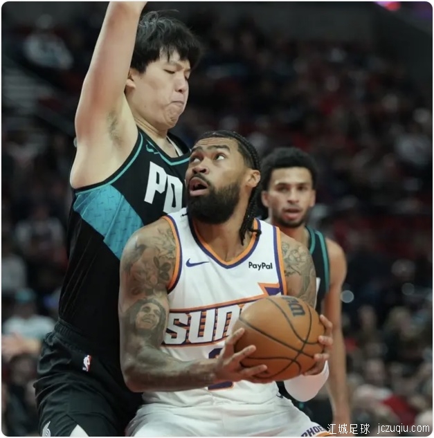 杨瀚森9分5板3助 开拓者不敌太阳遭3连败