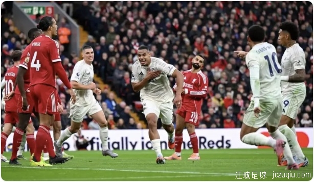 7轮6负！英超-红军锋线集体梦游 利物浦0-3森林遭连败 