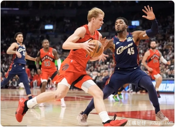 8连胜!猛龙赢残阵骑士实现三杀 英格拉姆砍37分 米切尔20中6