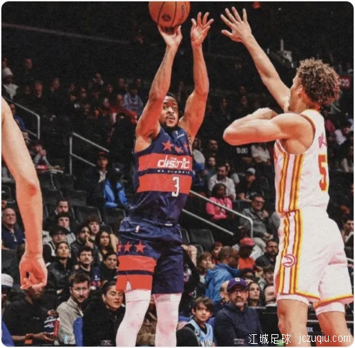 马克西20分布莱克31分 魔术41分狂胜76人