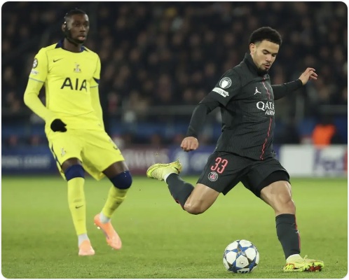 11月27日 欧冠第5轮 巴黎圣日耳曼vs热刺 全场录像回放