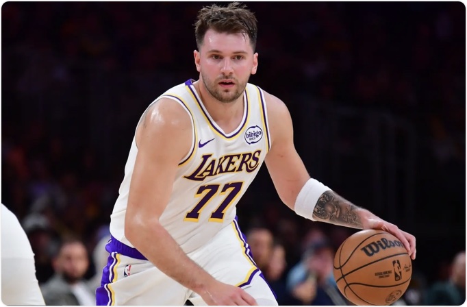 12月01日 NBA常规赛 鹈鹕vs湖人 全场录像回放