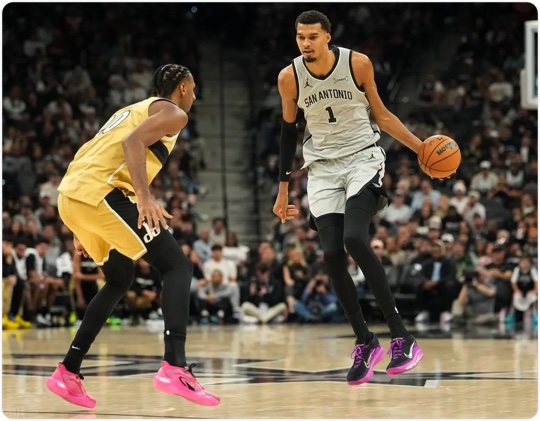 12月19日 NBA常规赛 奇才vs马刺 全场录像回放