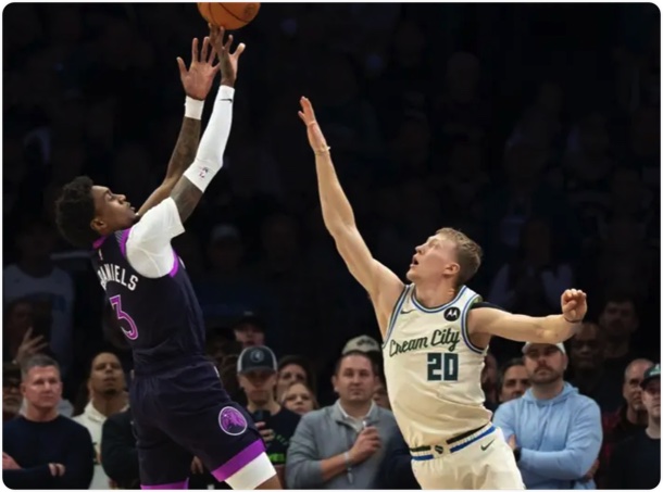 12月22日 NBA常规赛 雄鹿vs森林狼 全场录像回放