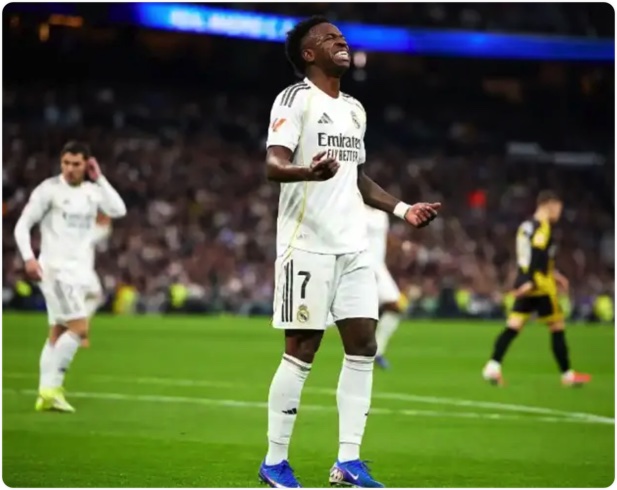 02月01日 西甲第22轮 皇家马德里vs巴列卡诺 全场录像回放