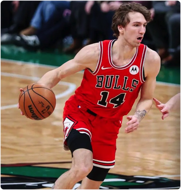 02月12日 NBA常规赛 公牛vs凯尔特人 全场录像回放