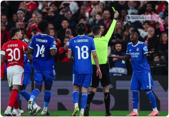 02月18日 欧冠1/8决赛附加赛 本菲卡vs皇家马德里 全场录像回放