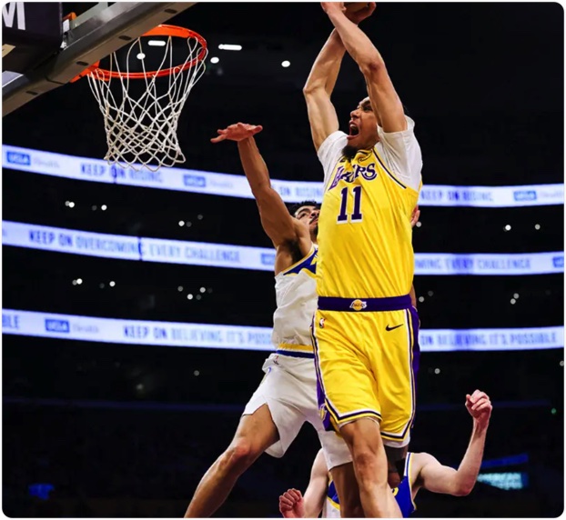 03月07日 NBA常规赛 步行者vs湖人 全场录像回放